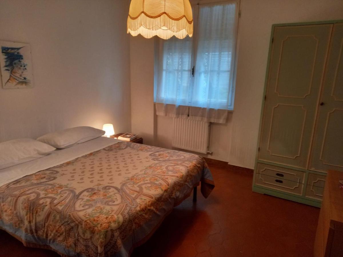 Casa Vacanza Villa Patrizia Follo Alto Luaran gambar