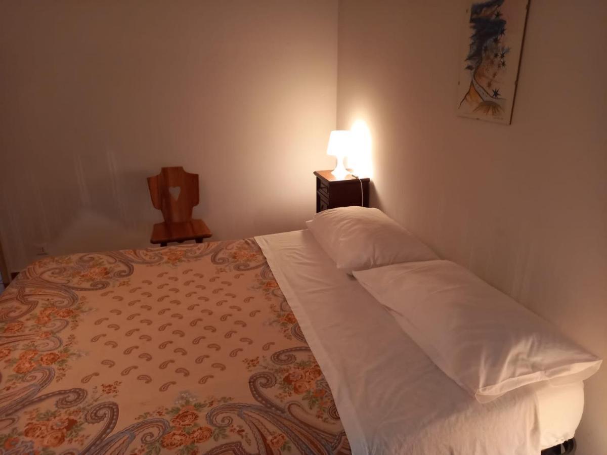 Casa Vacanza Villa Patrizia Follo Alto Luaran gambar